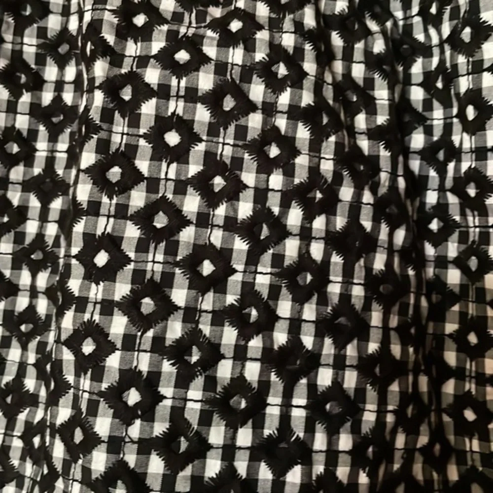 J.Crew Gingham‎ Mini Skirt Smocked Pull On Lined Black White Embroidered Size 8
